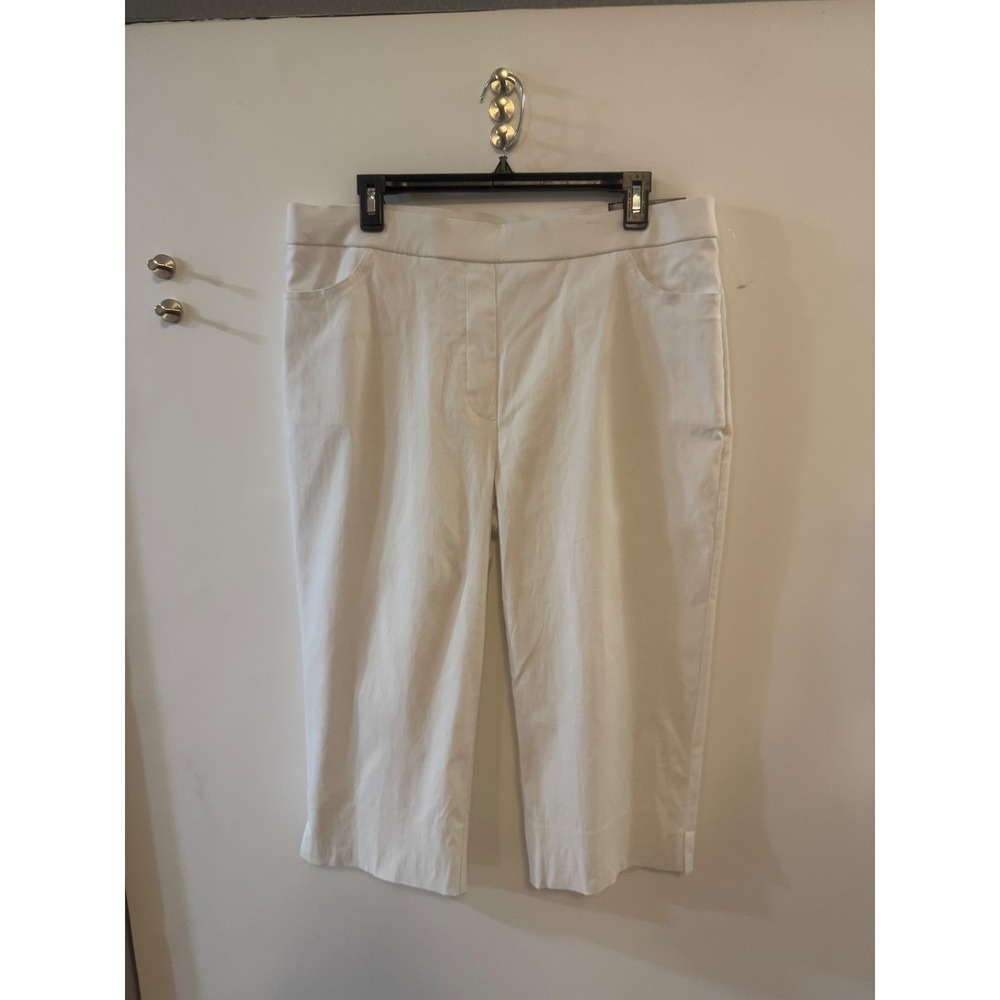Alfred Dunner Allure Capri White Super Stretch Modern Fit Pants Womens 12 NEW